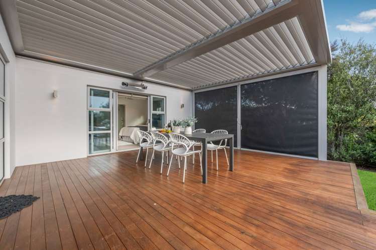 26 Columbia Crescent Beachlands_10