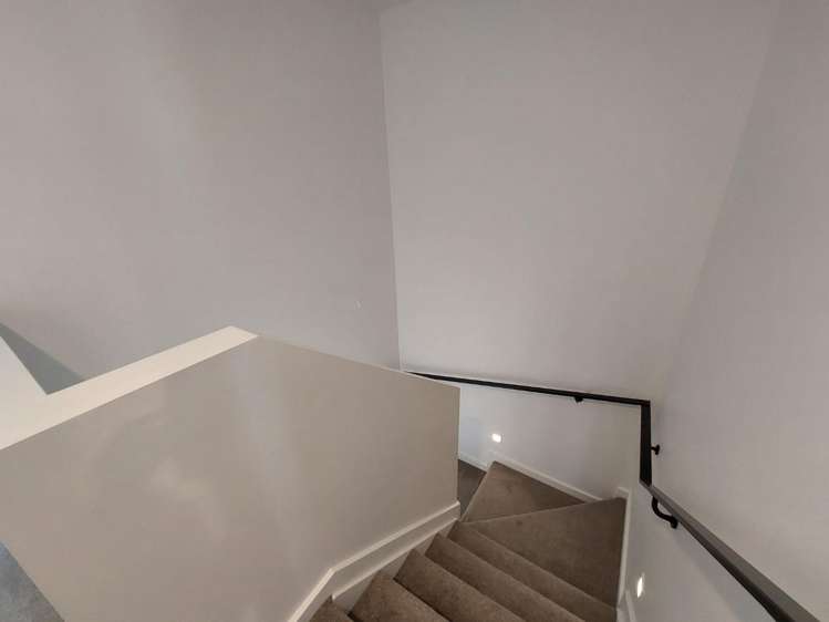 7 Tamora Lane 10016_4