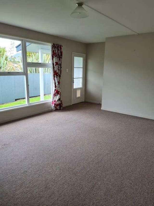 7 Roberts Street Whataroa_2