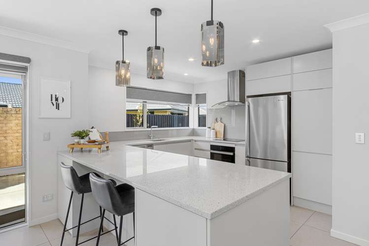 17 Ruahine Place Parklands_10