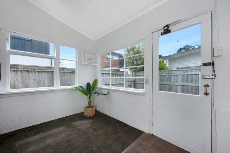 16 Argentine Avenue Miramar_10