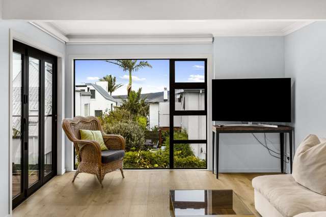 Stunning Home - Water Views in Coastal Location