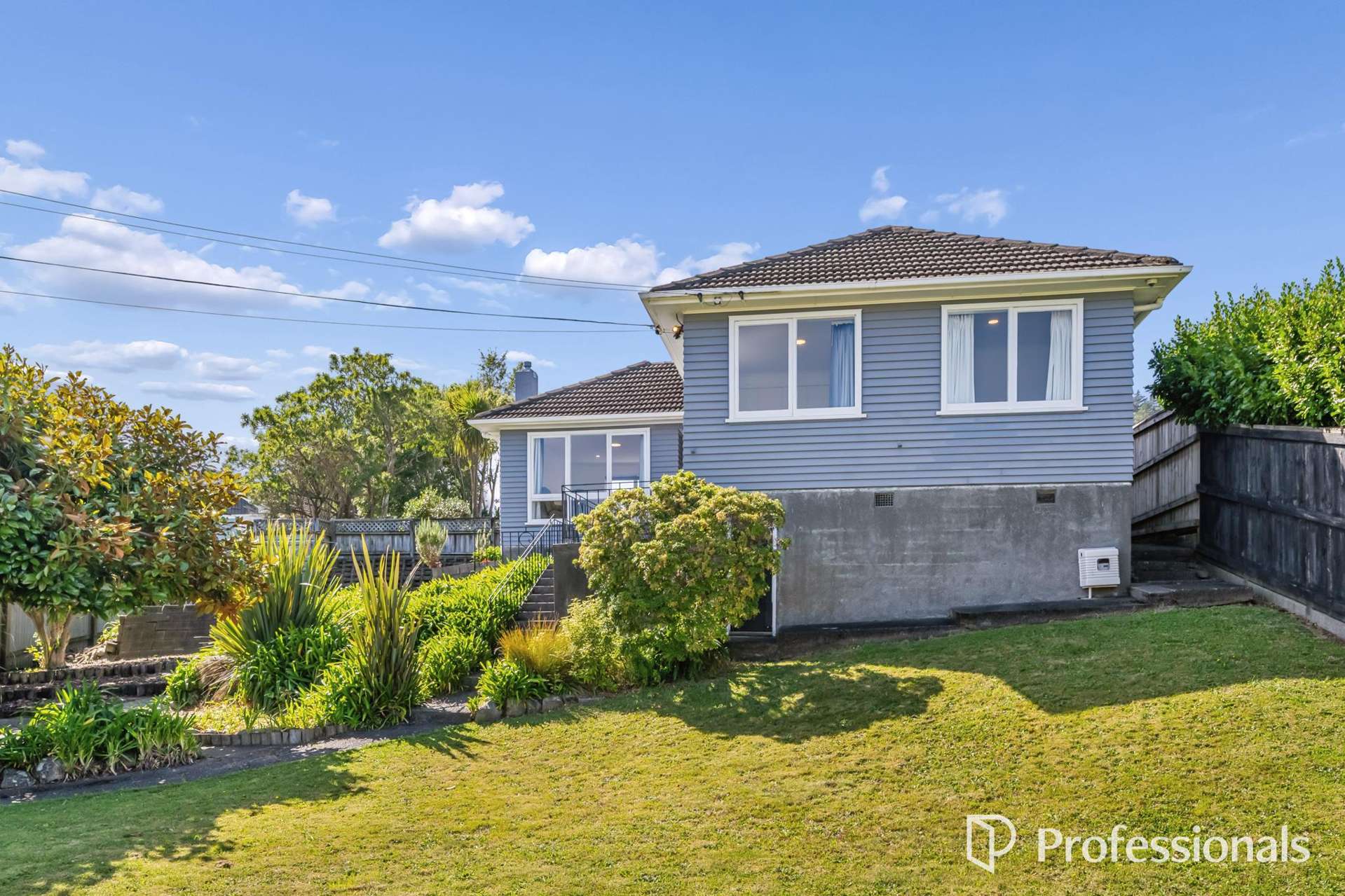 9 Peel Place Wainuiomata_0