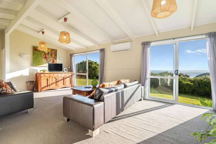 20 Constable Road Muriwai_9