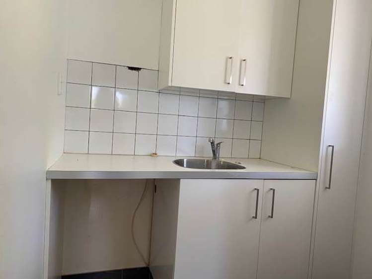 1 Phillip Parade Forrest Hill_11