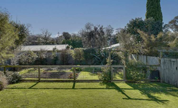 51 Inkerman Street Renwick_19