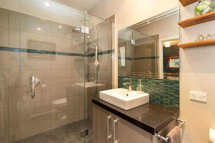 11 Frederick Street Spring Creek_13