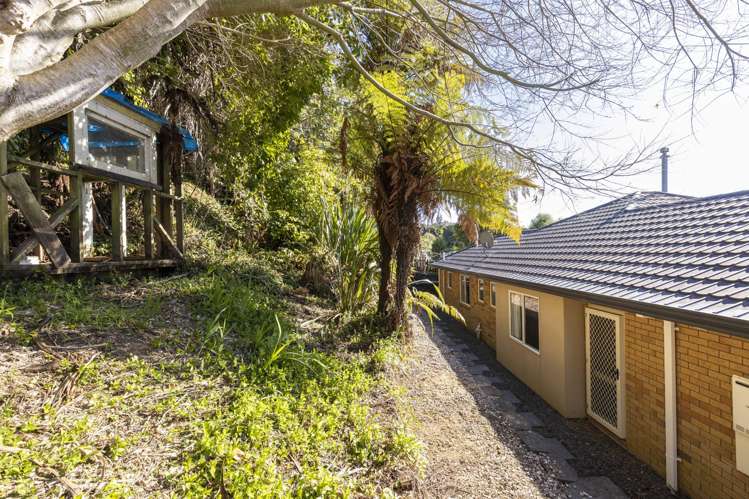 54 Roto Street Hurdon_31