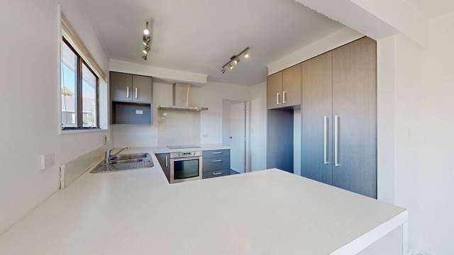 3 Makatote Grove 11492_3