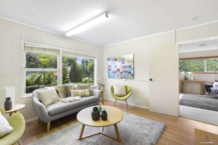 1/8 Newhaven Terrace Mairangi Bay_17