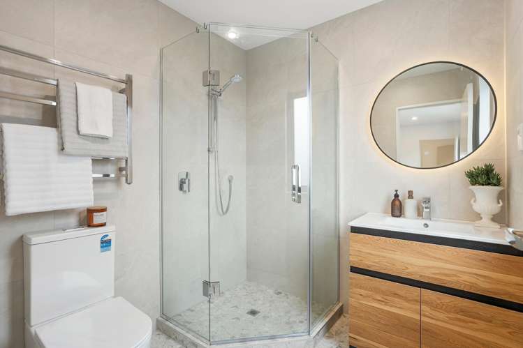 19 Whitney Street New Windsor_12