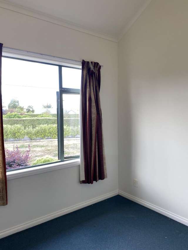 B/28 William Donald Drive (Downstairs) Masterton_4