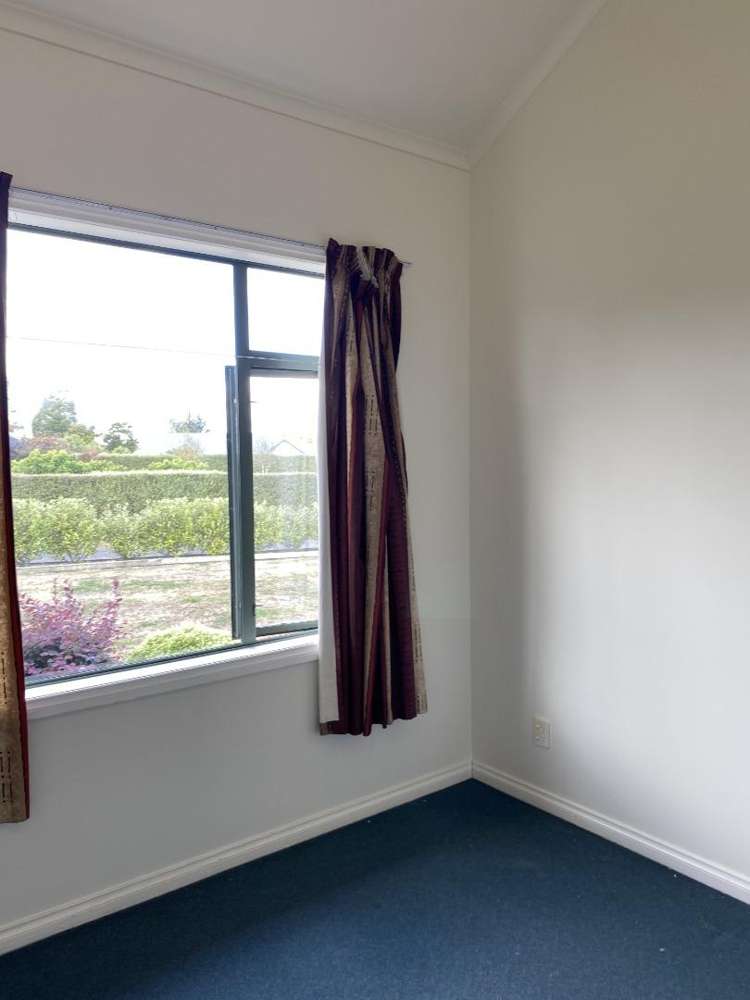 B/28 William Donald Drive (Downstairs) Masterton_5