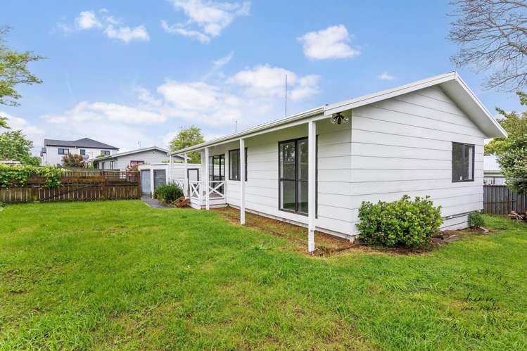 2/90 Shifnal Drive Randwick Park_6