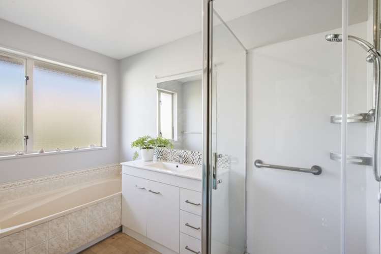 9 Bella Rosa Drive Hei Hei_13