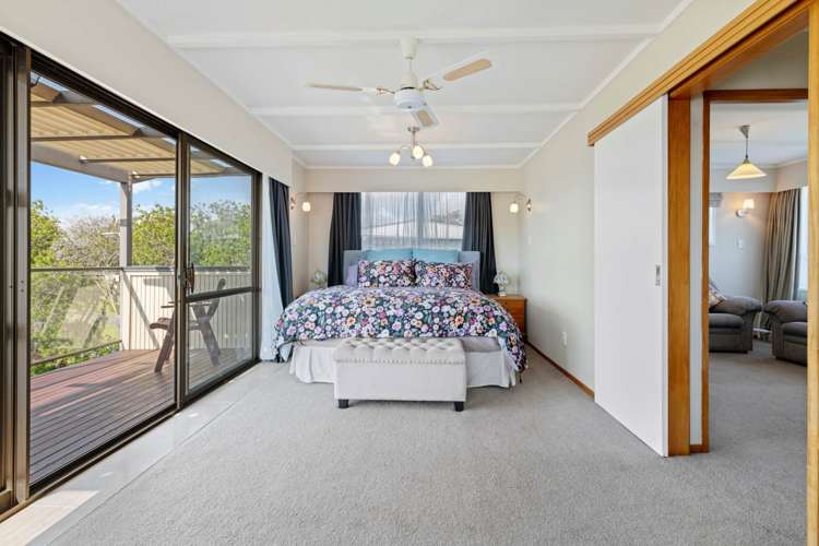 140 Torkar Road Clarks Beach_11