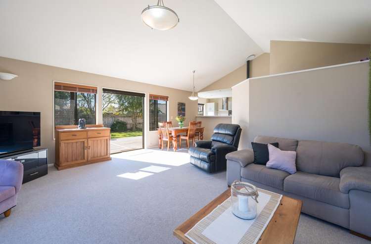 19 Appaloosa Avenue Richmond_11