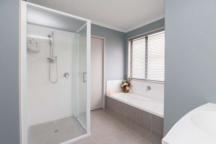 42 Benner Drive Ngatea_19