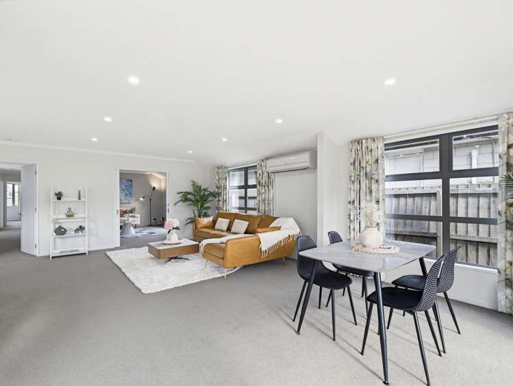 557 Hereford Street_5