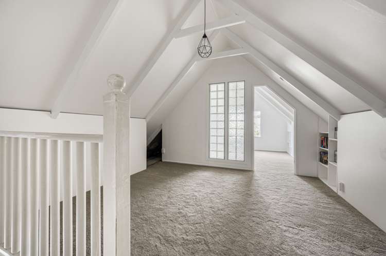 8 Pitcher Place Glen Eden_16