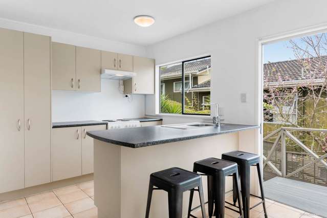 2/156 Manuka Road Bayview_2