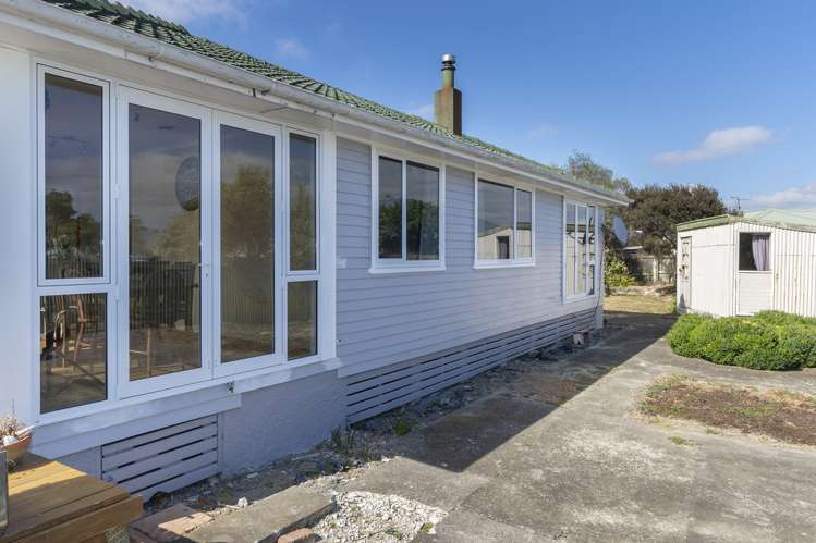 282 Seaview Road Stoke_8