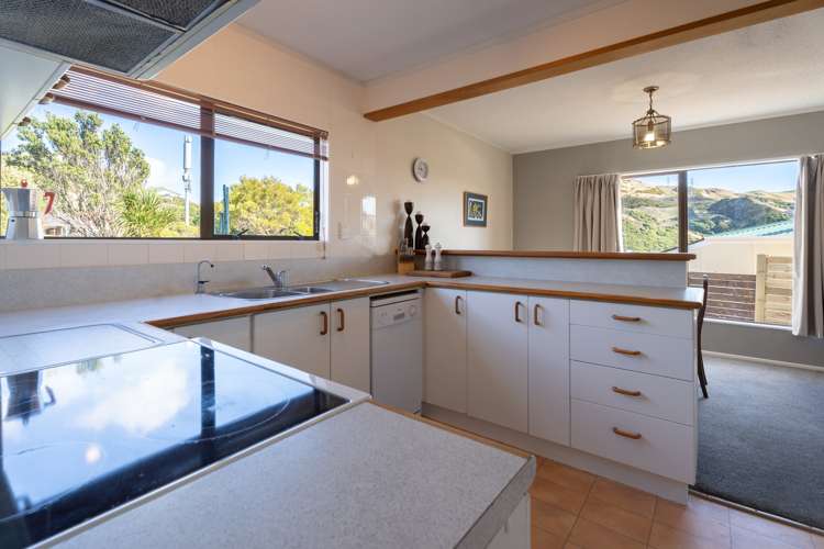 1 Atwood Grove Churton Park_8