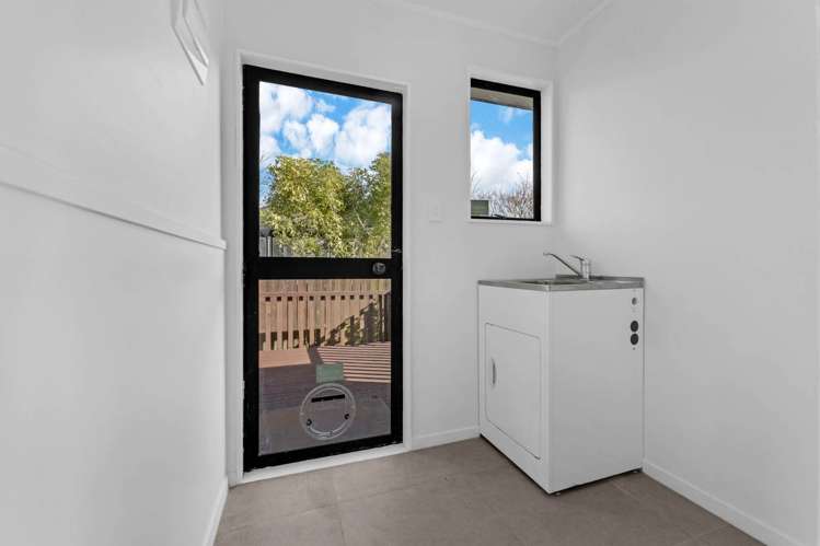 1/81 Luanda Drive Ranui_12