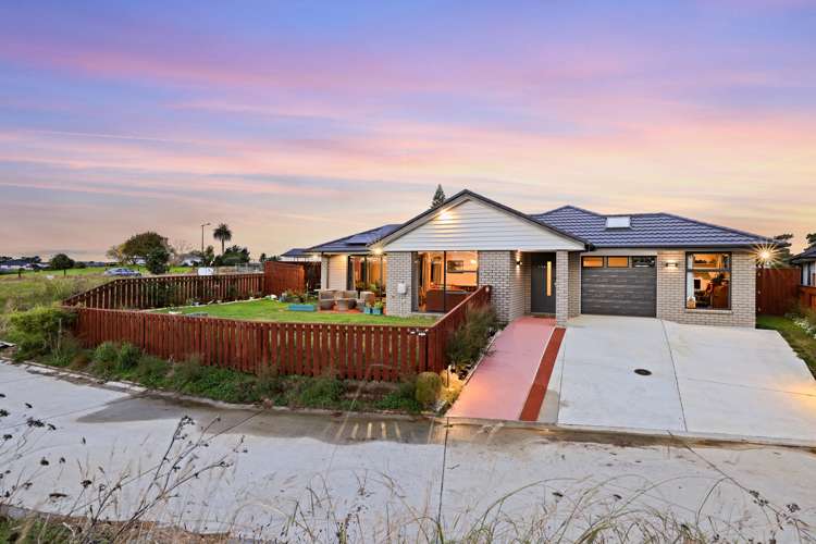 14b Mclarin Road Glenbrook_12