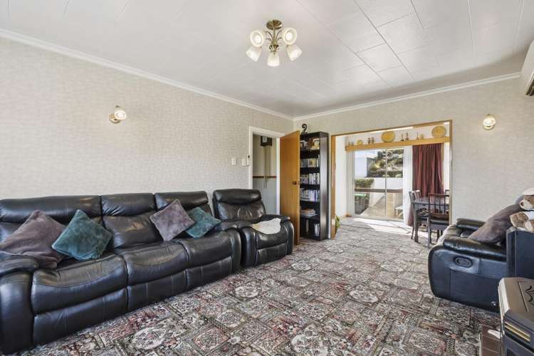 13 Waldron Crescent Green Island_7