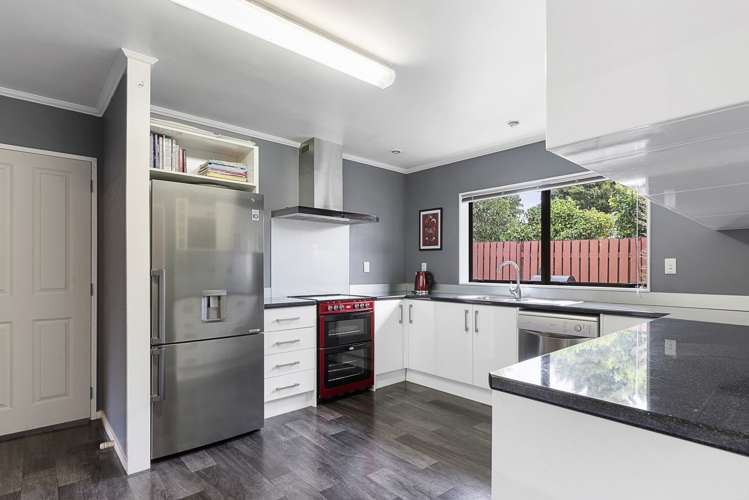 2/21 Alma Crescent Papakura_11