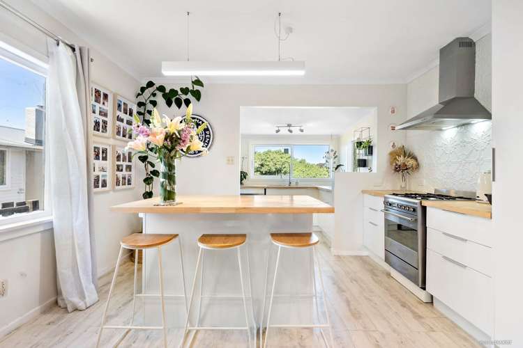 19 Tahi Terrace Glen Eden_5