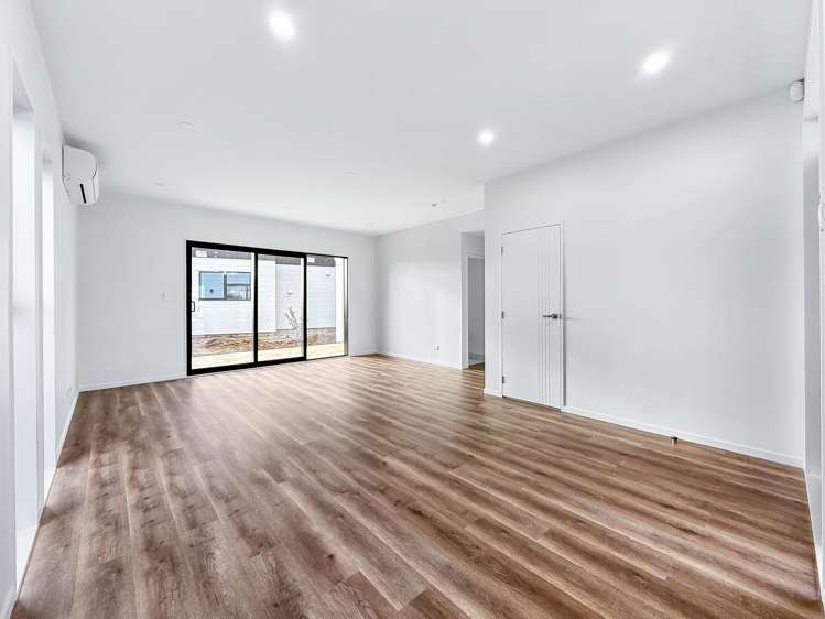 3-11 Longview Oak Lane Papakura_20