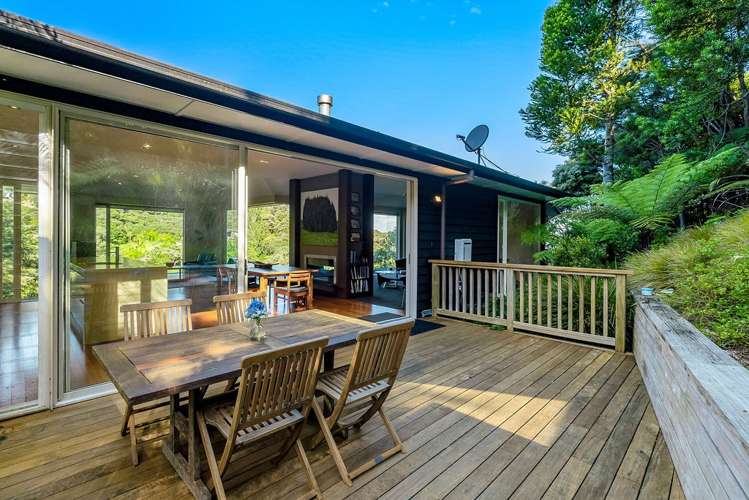 9 Herrings Cove Place Titirangi_6