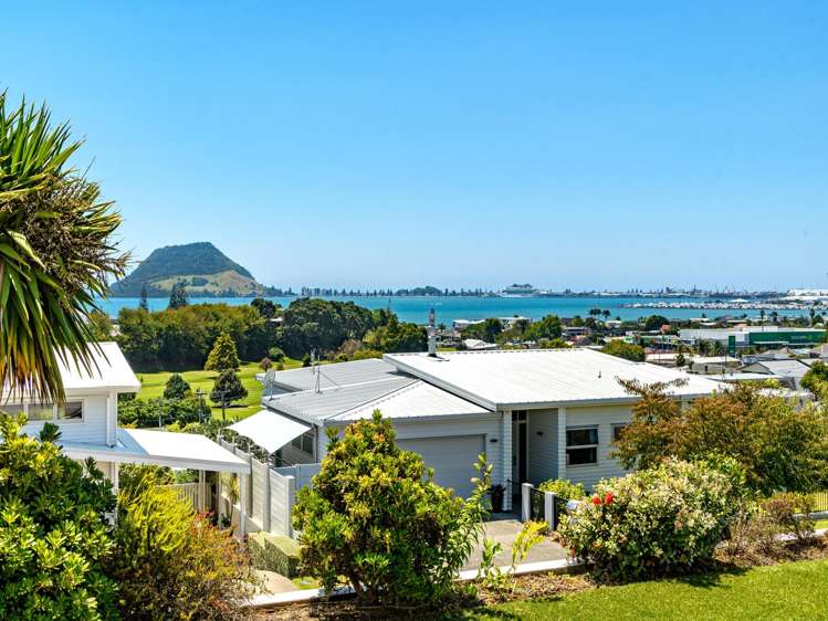 3 Seaview Road Otumoetai_14