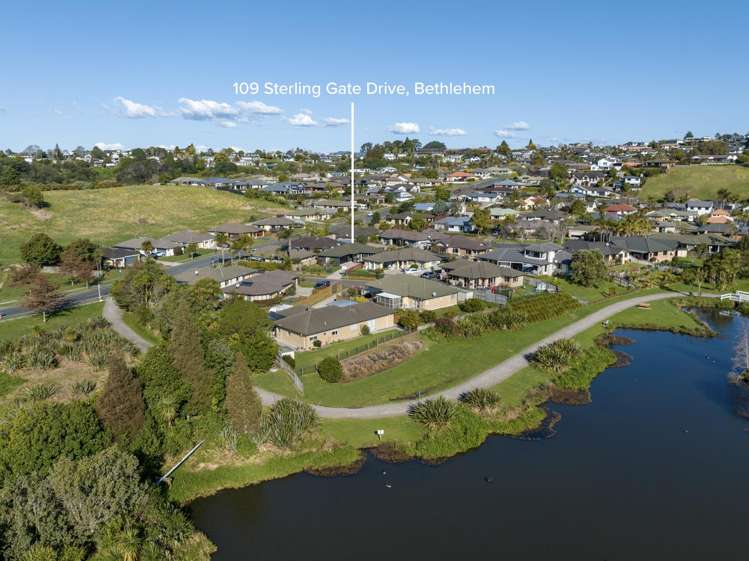 109 Sterling Gate Drive Bethlehem_16