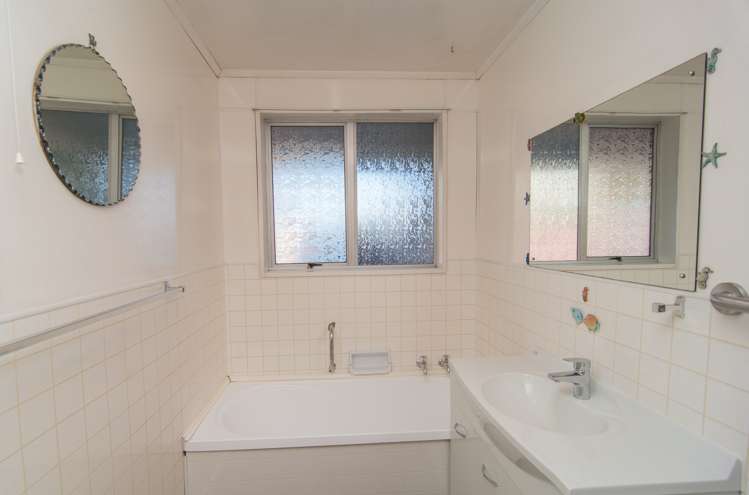 2/216 King Street Temuka_21