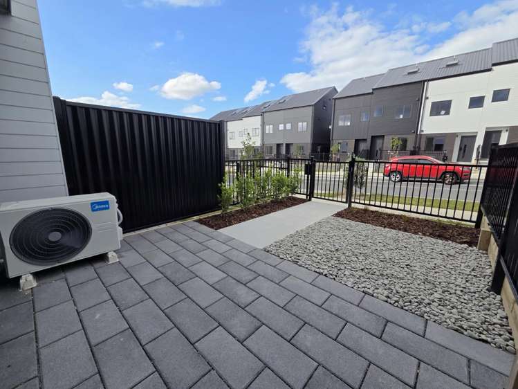 5/3 Firebrick Way 1626_2