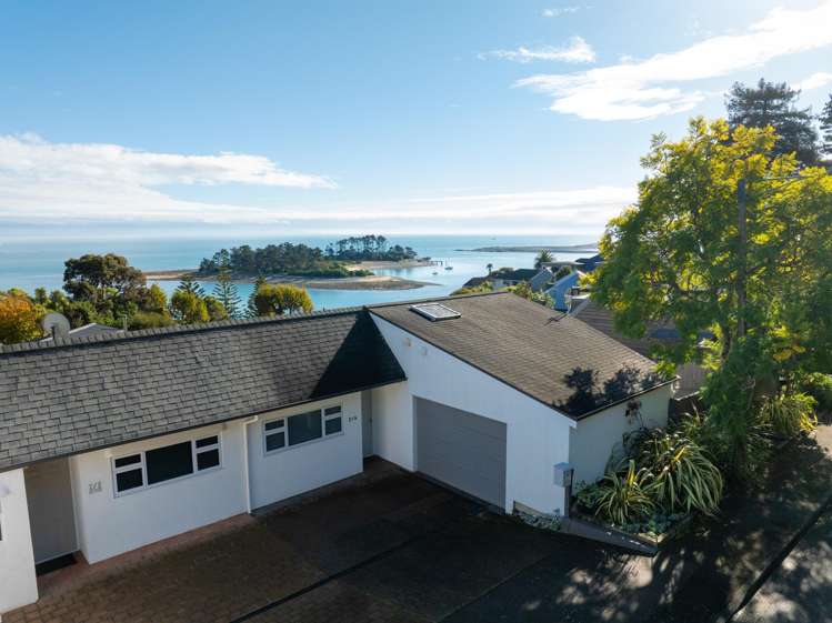 2/4 The Cliffs Britannia Heights_18