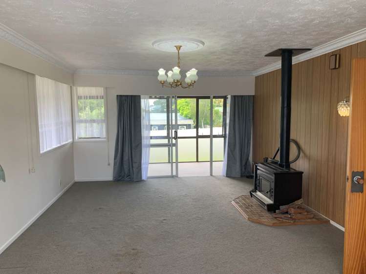 272 Royal Road Massey_16