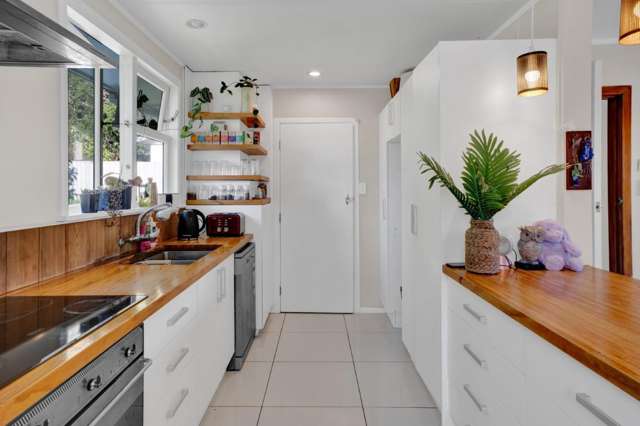 13 Brixham Place Merrilands_1