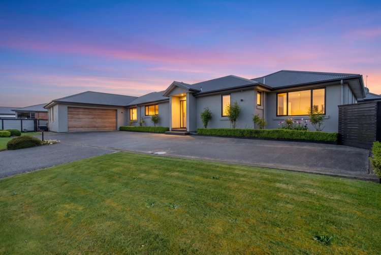 86 Rosewood Drive_0