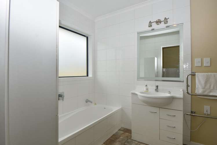 13 Seddon Street Carterton_15