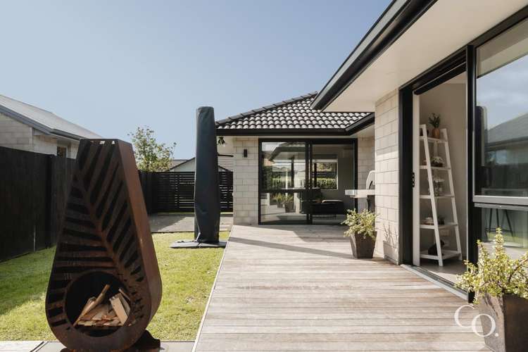 15 Tuaia Street Pyes Pa_21