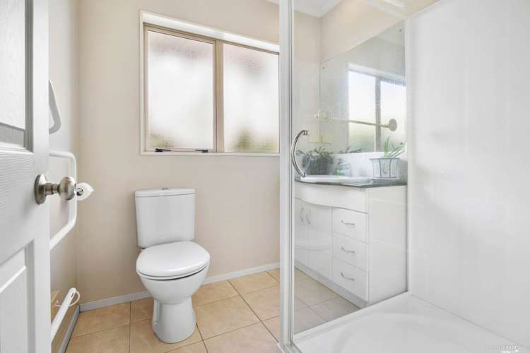 56 Saint Andrews Road Epsom_16