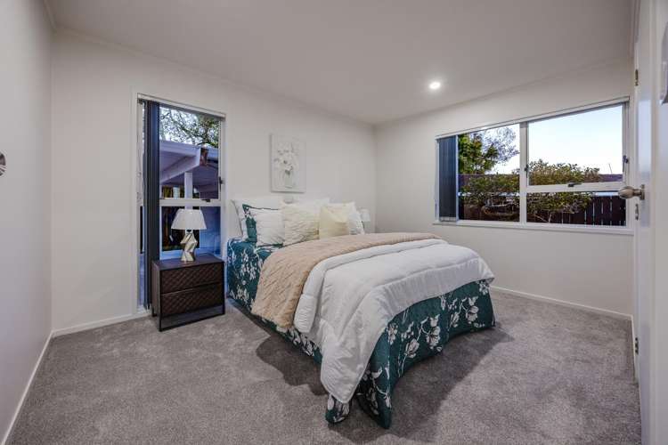 2/11 Sharivari Place Conifer Grove_9