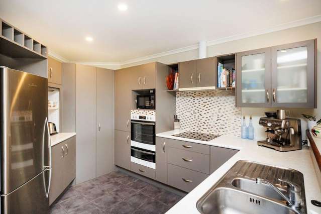  147 Pacific Drive Fitzherbert_4