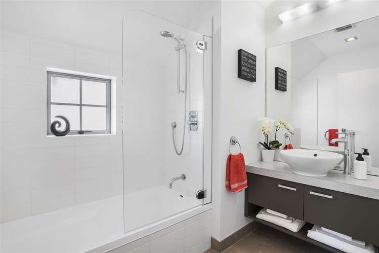 2/9 Georgia Terrace Albany_5