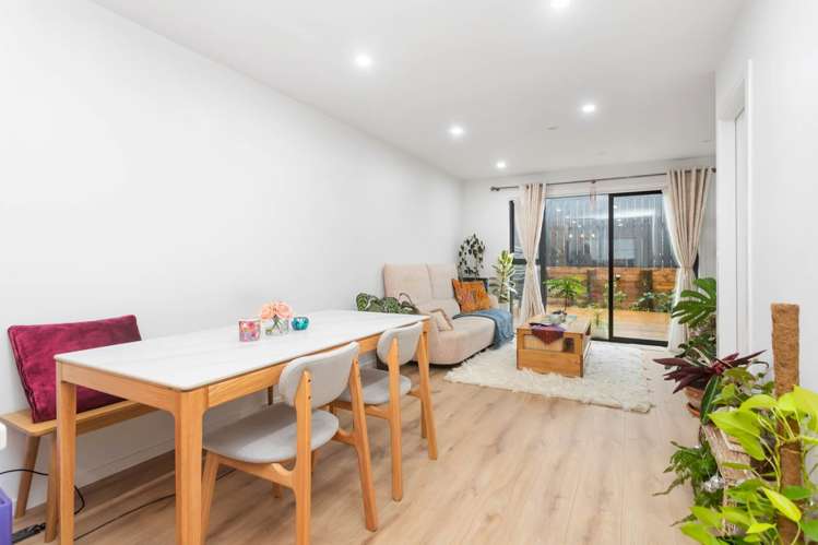 3/28 Croydon Road_0