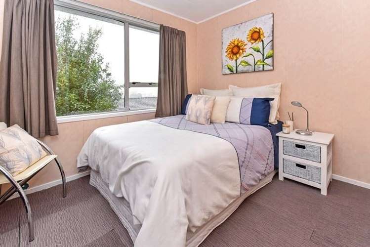 2/11 Chamade Place Clover Park_8